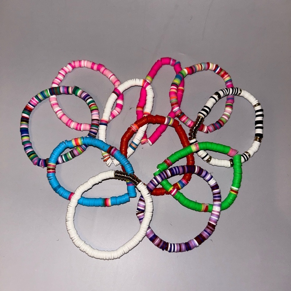 Fashion stretch bracelets lot